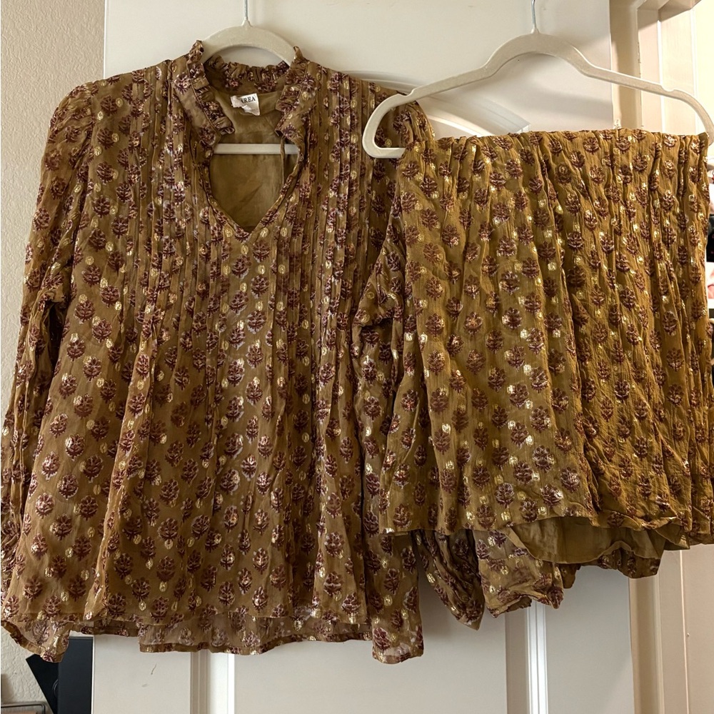 Boho Mustard Pintuck Floral Tunic Top